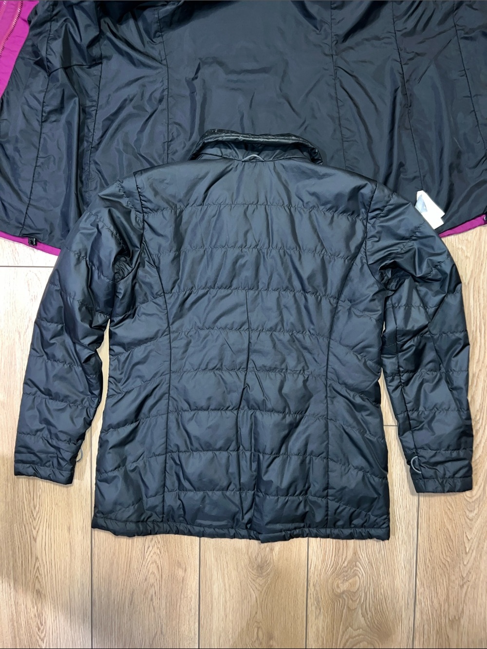 Columbia Women's Magenta Hooded Waterproof Ski Jacket - Picture 7 of 13